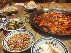 -旧街市鲜货老火锅(大光路店)