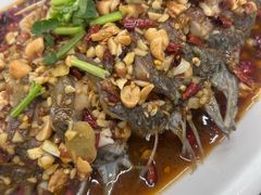 香辣鲤鱼-鲁南仔·滕州炒鸡(经三路店)