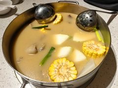 -肥仔文澳门猪骨煲(南京西路店)