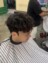 -米娜男士新国潮理发馆