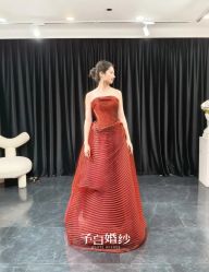 -予白婚纱礼服馆