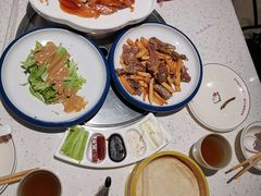 -三人行骨头王火锅(长寿店)