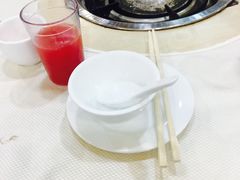 -渝君重庆火锅(嘉宾路店)