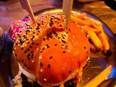 招牌汉堡-Q MEX 库迈墨西哥餐吧(三里屯店)