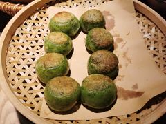 蒿子粑粑-吃饭皇帝大(解放西路店)