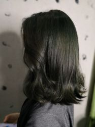 -诗悦发型SALON·圣罗兰店