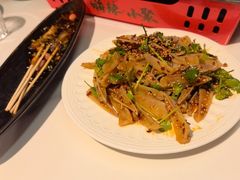 -嗨辣小聚·盘锦河蟹·海鲜烧烤龙虾(盘锦十年好店)