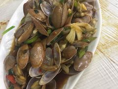 -覃记海鲜美食餐厅