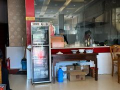 -邱芳粉店(迎宾大道旗舰店)