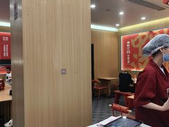 -塔斯汀中国汉堡(白云京溪地铁站店)