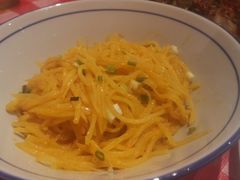 蟹黄咸蛋土豆丝-荆九爷爆炒桥头三嫩(夫子庙店)