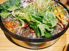 鲜剪嫩豆苗-么肆烤肉·中式自助·烤肉大排档(街道口季佳PAI店)