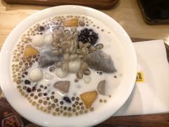 -满记甜品(优客百盛店)