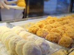 -鲍师傅糕点(江苏路店)