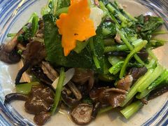 小白菜炒榛蘑-渔娘渔家丹东海鲜(东直门店)