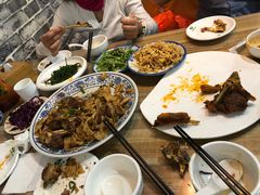-壹阁胡羊焖饼(特色小吃街店)