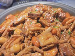-徐记小怪兽肉蟹煲(中央大街店)