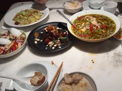 -初蓉丨遇见新川菜(亲贤街荣耀店)