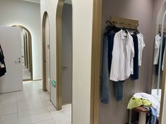 -HIMO海马体照相馆(上海华润CP静安店)