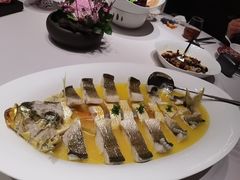 虫草花鸡油蒸大黄鱼-蘇锦宴·淮扬菜烤鸭·小院(三元桥霄云路店)