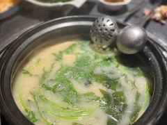 -大匠工房古船木艺术餐厅·猪肚鸡专门店(长白仙岛店)