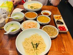 -裕兴记•蟹黄面馆(人民广场店)