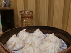 蟹黄大汤包-龙咆汤包·手工现包小笼(拱北口岸店)