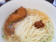 -百年老字号·观振兴蟹黄面·三虾面·苏式面(观前街富仁坊巷店)