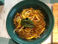 鱼子酱干捞粉丝-蜜桃花开·中西融合菜E&W(南长街店)