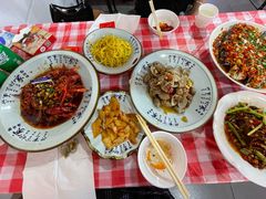 -小球滚滚湘菜馆·烤鱼·口味虾(太平街店)