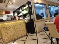 -老人和饭店(打浦路店)