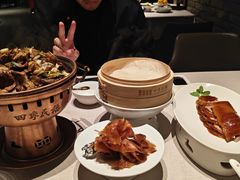 精品贝勒烤肉-四季民福烤鸭店(外滩外白渡桥店)