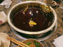 -肖肖酸萝卜鱼火锅(总店)