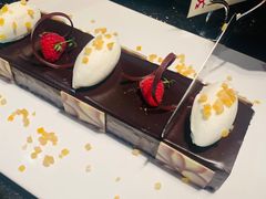 -澳门旅游塔360°旋转餐厅(南湾湖广场店)