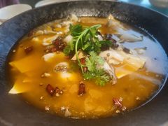 -江宴渔村·鱼鲜土菜(紫荆广场店)
