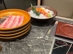 -牛YO寿喜烧·铁板烧和牛火锅自助(市府恒隆店)