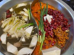 -沸炉重庆老火锅(军事博物馆店)