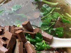 -香山胡记吴江路生煎(灵山路店)