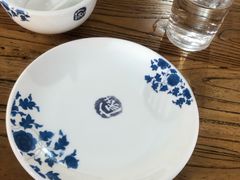-溢心园香河肉饼总店