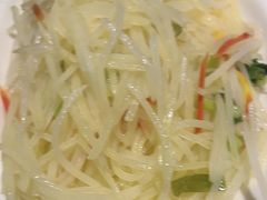 酸溜土豆丝-顶顶香煎饼家常菜(金花南路店)