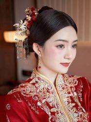 -不晚国际婚纱礼服
