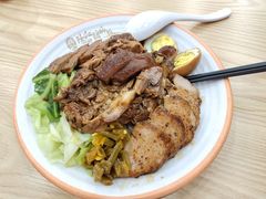-瑞霖·隆江猪脚饭