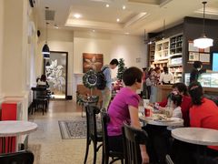 大堂-星巴克臻选(广州沙面店)