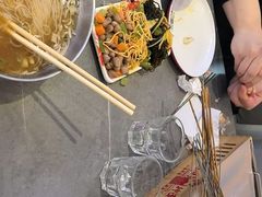 -小国抻面大烧烤馆