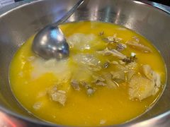 -鲜入围煮花胶鸡海鲜火锅