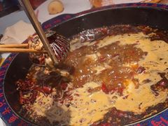 -何师傅美蛙鱼头(汉街店)