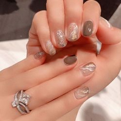 -刘娟美甲沙龙