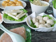 -云中捞高空旋转餐厅(商茂世纪广场店)