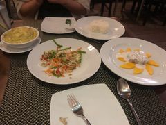 -Old House Restaurant