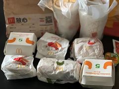 -麦当劳(普陀香溢花城店)